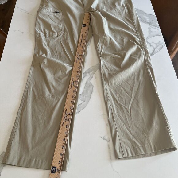 Eddie Bauer Pants 40x32 Beige Nylon Stretch Performance Mens Zip Cargo Pocket - Picture 8 of 11